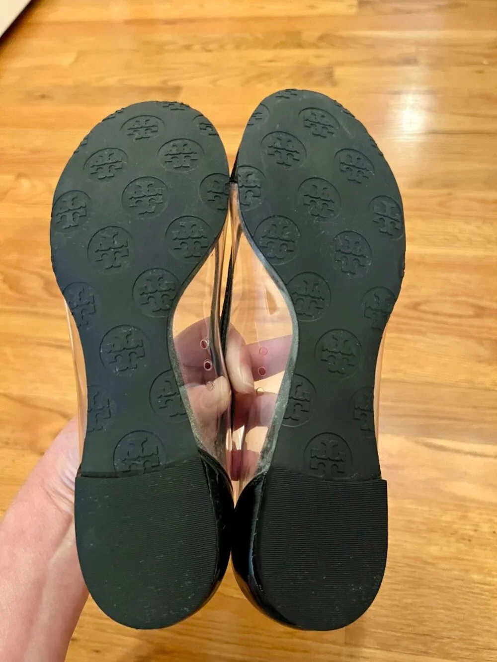 GUC Tory Burch Reva Black Patent Leather & Clear Logo Ballet Flats Size 5